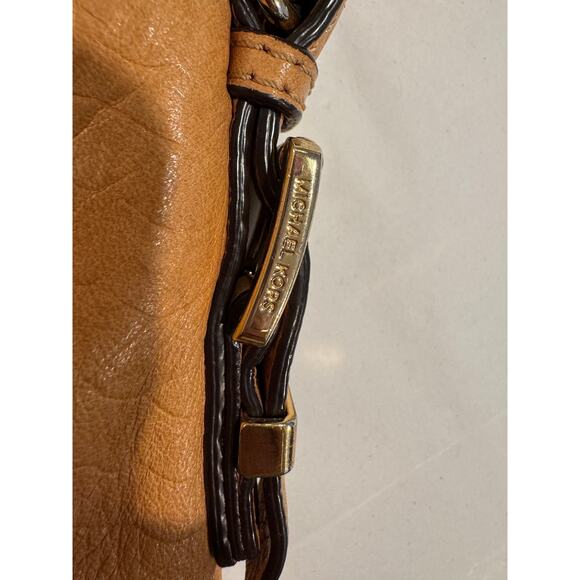 Y2K Michael Kors Astor Middleton Chain Hobo Bag Tan Leather Studded Shoulder Bag - Picture 9 of 12